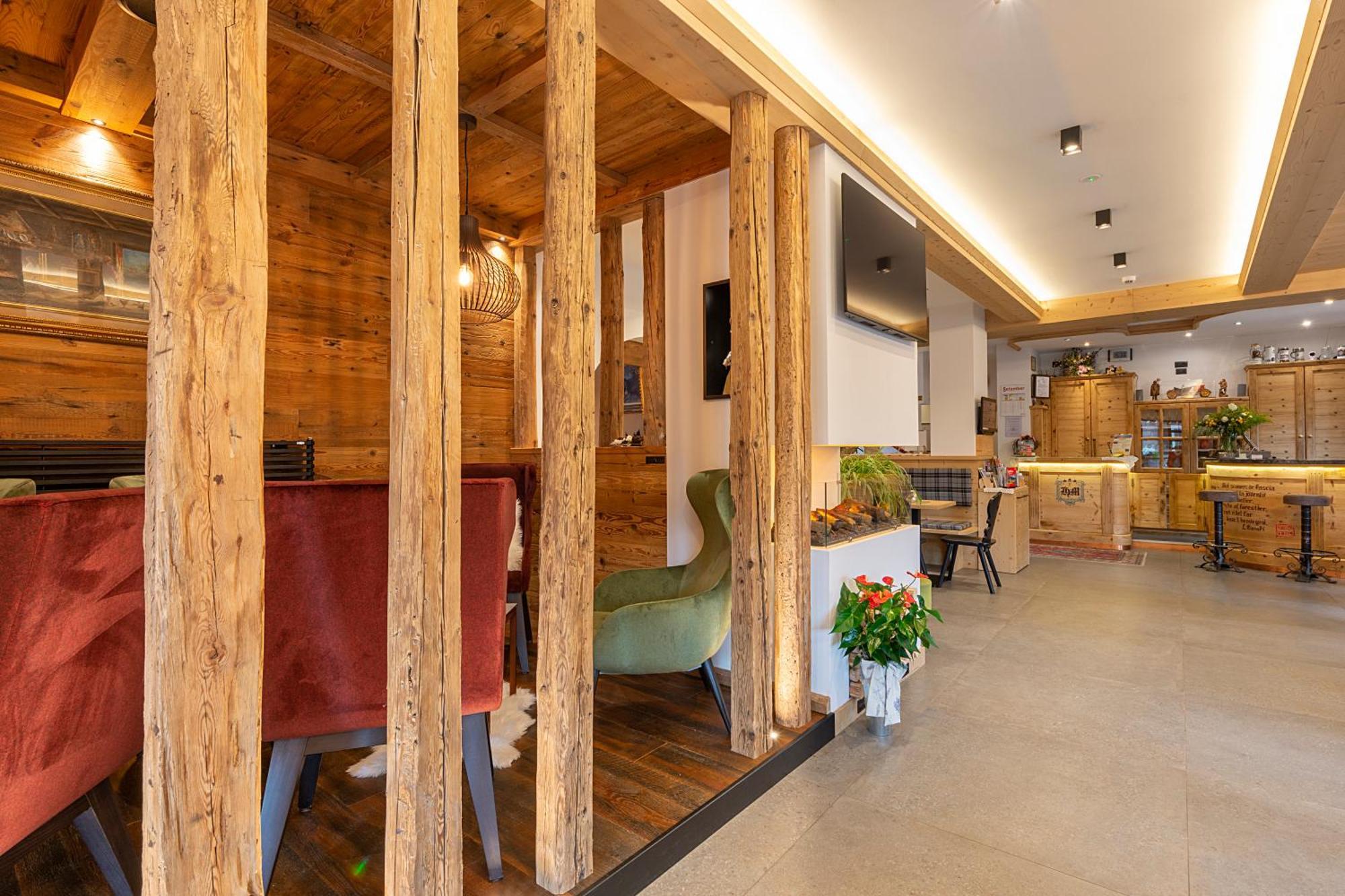 Monza Dolomites Hotel Moena Extérieur photo