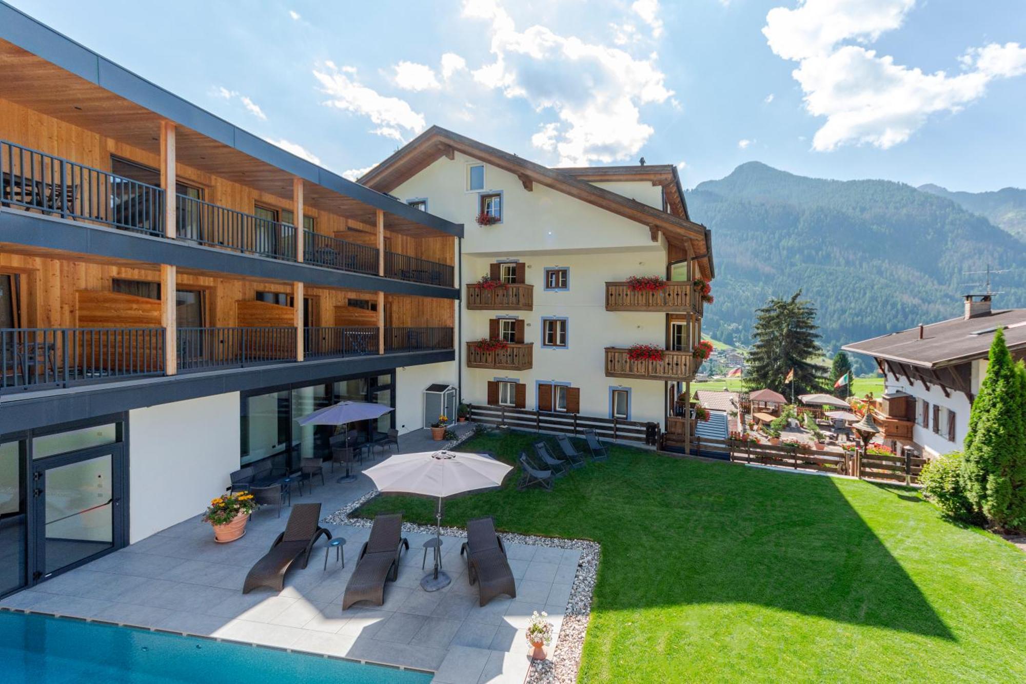 Monza Dolomites Hotel Moena Extérieur photo