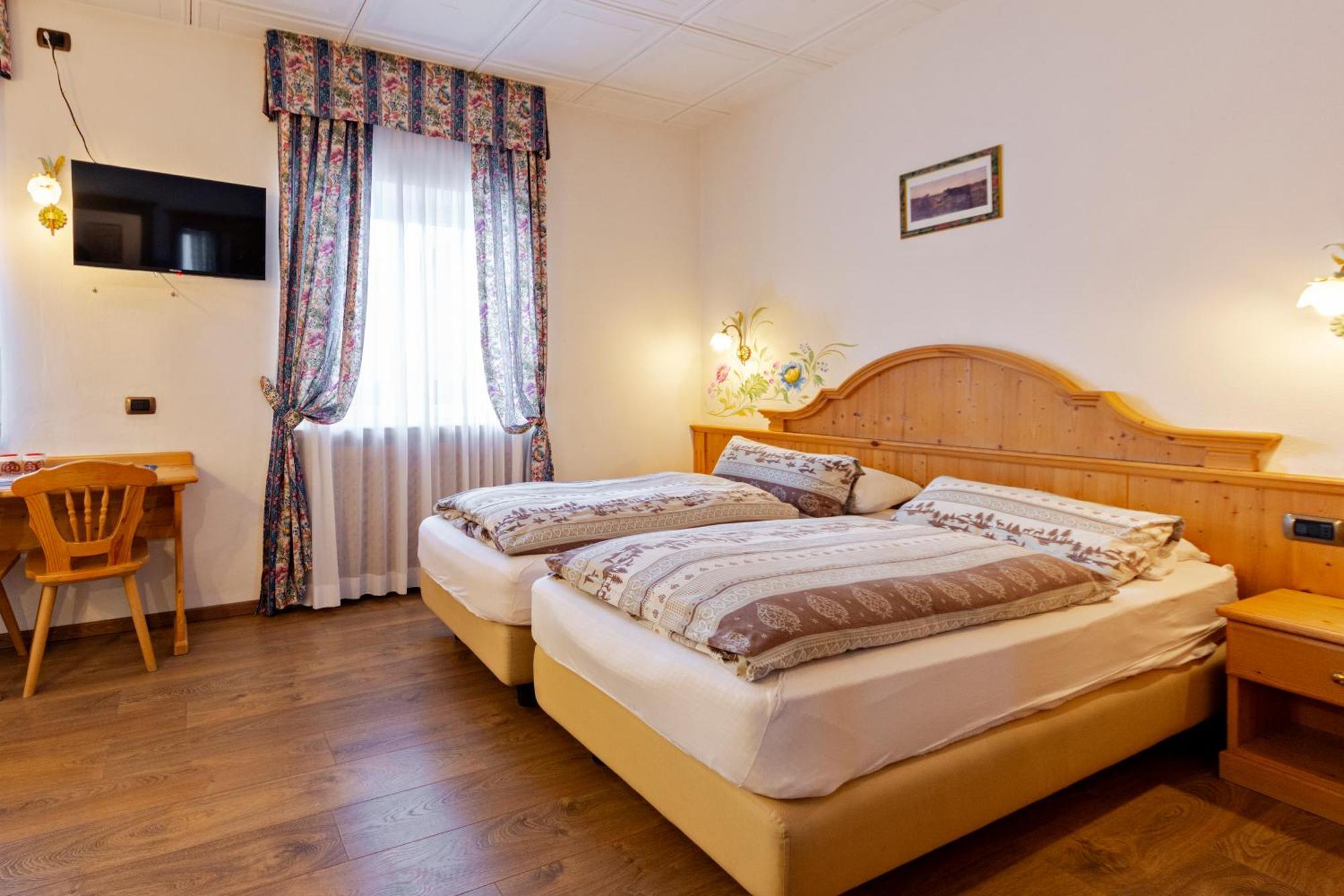 Monza Dolomites Hotel Moena Extérieur photo