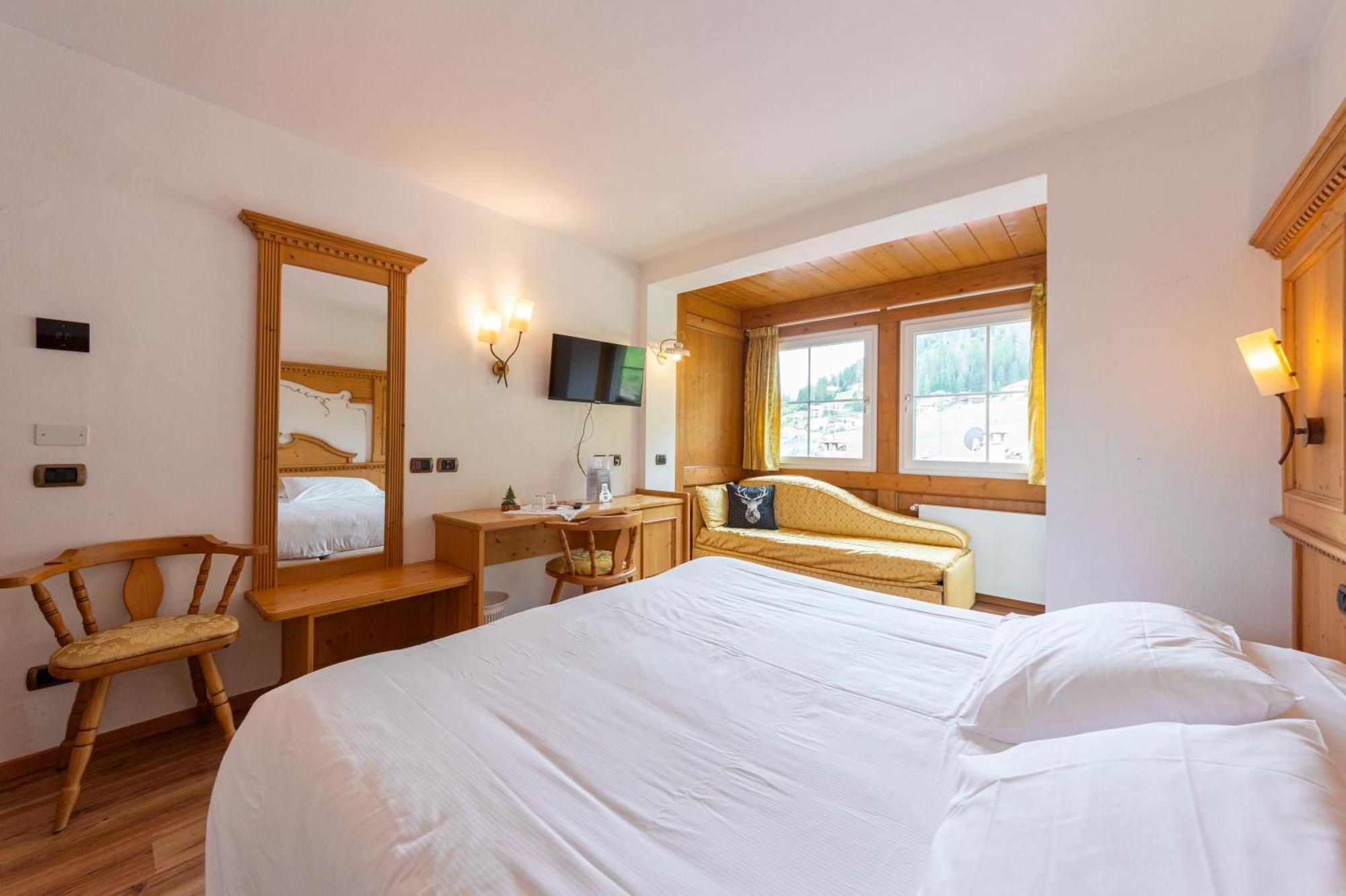 Monza Dolomites Hotel Moena Extérieur photo